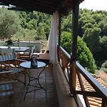 Bouboule Βρωμόλιμνος