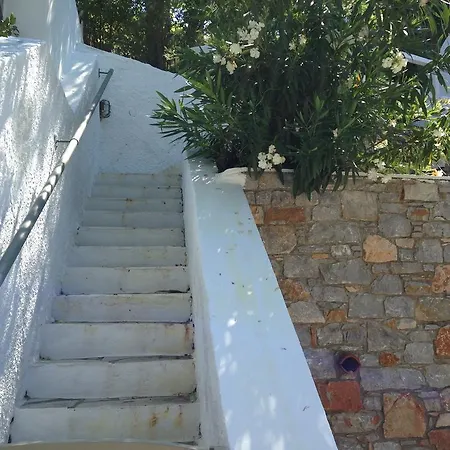Bouboule 别墅 Vromolimnos