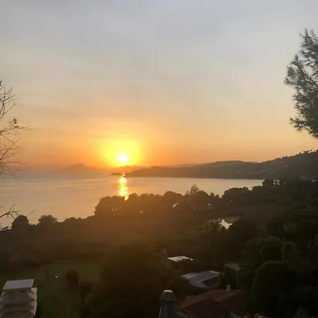 Bouboule Vila Vromolimnos