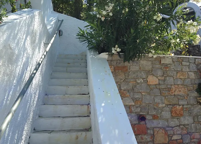 Bouboule 빌라 Vromolimnos